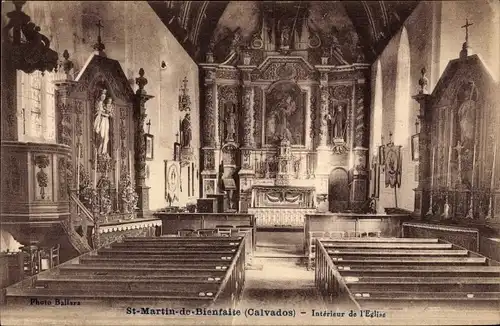 Ak Saint Martin de Bienfaite la Cressonnière Calvados, Intérieur de l´Église