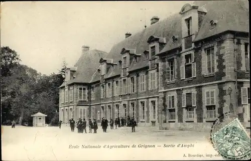 Ak Thiverval Grignon Yvelines, Sortie d'Amphi, École Nationale d'Agriculture