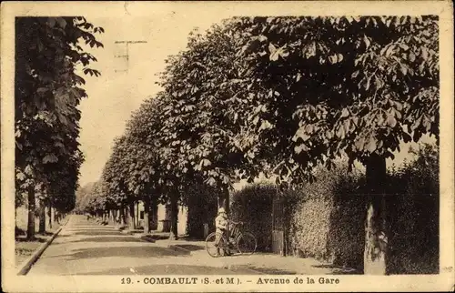 Ak Combault Seine er Marne, Avenue de la Gare