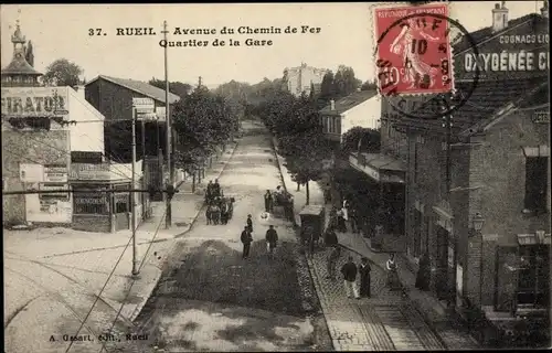 Ak Rueil Hauts-de-Seine, Avenue du Chemin de Fer, Quartier de la Gare