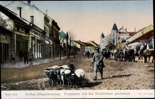 Ak Kragujevac Serbien, Straßenpartie, Eingenommene Stadt, Ungarische Soldaten