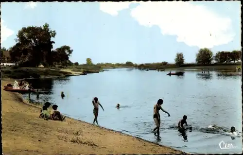 Ak Briollay Maine et Loire, La Plage