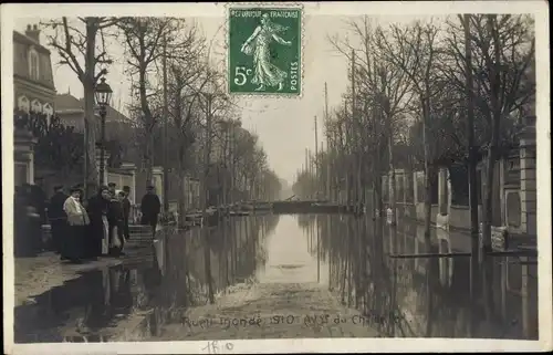 Ak Rueil Hauts-de-Seine, Inonde 1910, Chemin de Fer