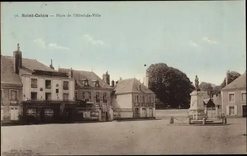 Ak Saint Calais Sarthe, Place de l'Hôtel de Villa, Denkmal