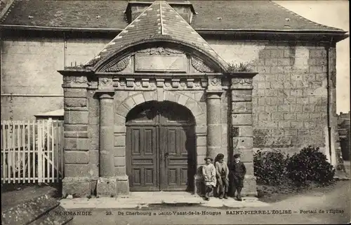 Ak Saint Vaast de la Hougue Manche, Portail de l'Eglise