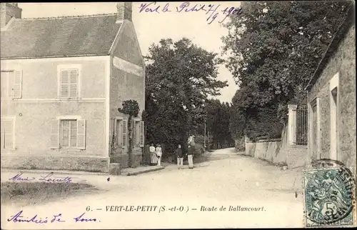 Ak Vert le Petit Essonne, Route de Ballancourt