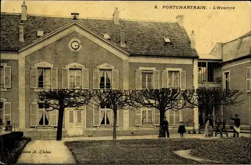 Ak Pontchartain Yvelines, L'Hospice