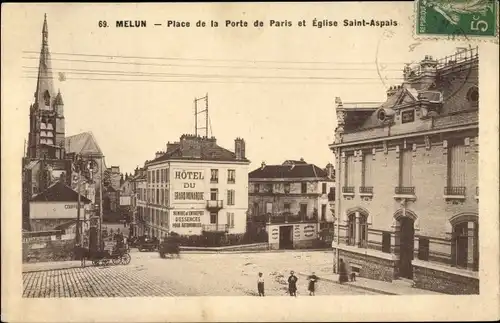 Ak Melun Seine et Marne, Place de la Porte de Paris et Eglise Saint Aspais