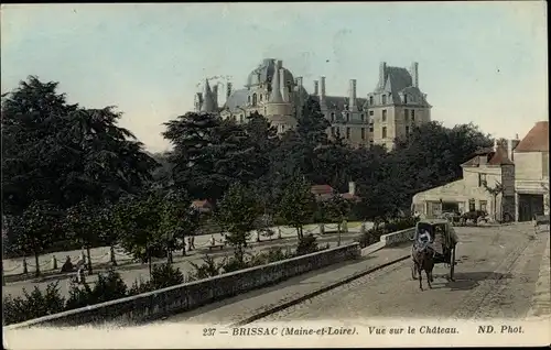 Ak Brissac Maine et Loire, Vue sur le Château, Kutsche