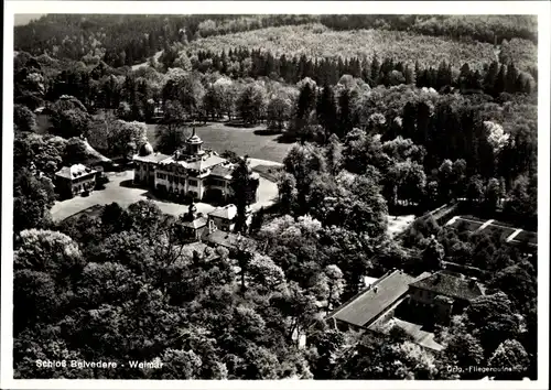 Ak Weimar in Thüringen, Fliegeraufnahme Schloss Belvedere