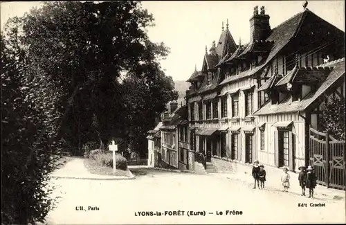 Ak Lyons la Forêt Eure, Le Frene
