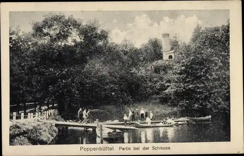 Ak Hamburg Wandsbek Poppenbüttel, Partie bei der Schleuse, Kanus, Henneberg's Burg