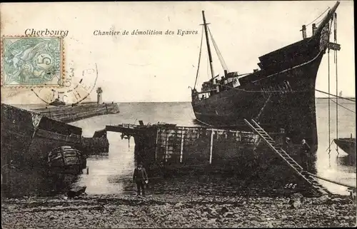 Ak Cherbourg Cherbourg-en-Cotentin Manche, Chantier de Demolition des epaves