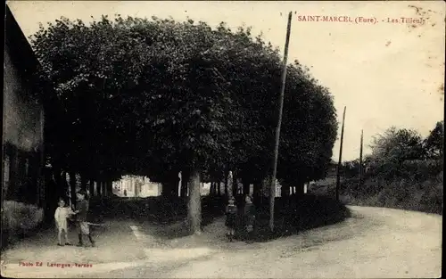 Ak Saint Marcel Eure, Les Tilleuls