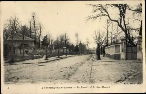 Ak Fontenay aux Roses Hauts de Seine, Le Lavoir et la Rue Carnot