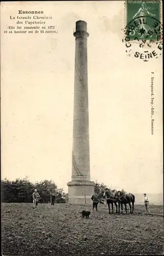 Ak Essonnes Essonne, La Grande Cheminée des Papeteries, construitée en 1872, paysannes, chevaux