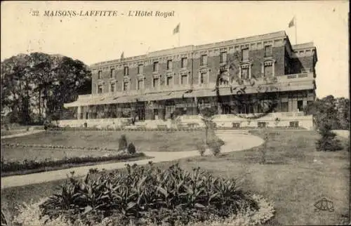 Ak Maisons Laffitte Yvelines, L'Hotel Royal