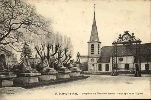 Ak Marly le Roi Yvelines, Propriete de Victorien Sardou, les Sphinx et l'Eglise