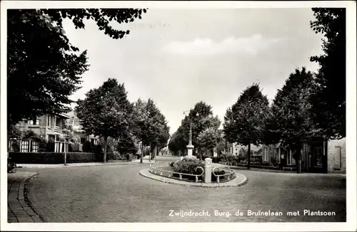 Ak Zwijndrecht Südholland Niederlande, Burg. de Bruinelaan met Plantsoen