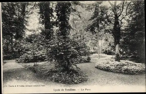 Ak Vendôme Loir et Cher, Lycée, Le Parc