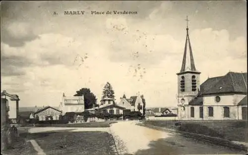 Ak Marly le Roi Yvelines, Place de Verderon, Eglise