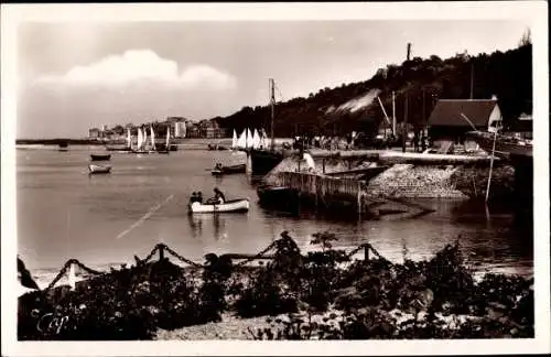 Ak Dives sur Mer Calvados, Le Port, Houlgate