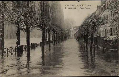 Ak Melun Seine et Marne, Quai Pasteur, Crue de la Seine 1910