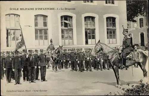 Ak Ecole Militaire d'Infanterie, le Drapeau