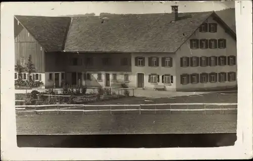 Foto Ak Zell Eisenberg Allgäu, Blick auf Haus