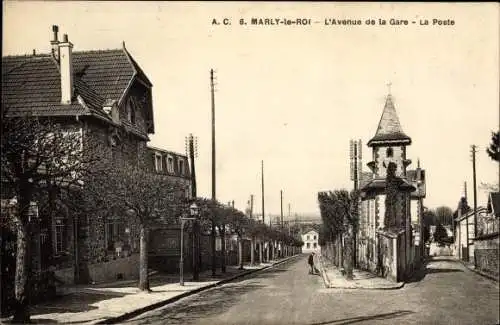 Ak Marly le Roi Yvelines, L'Avenue de la Gare, la Poste