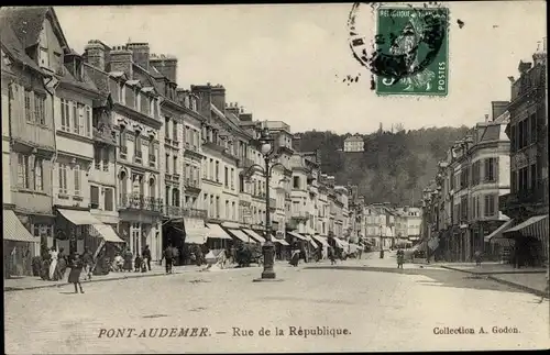 Ak Pont Audemer Eure, Rue de la Republique