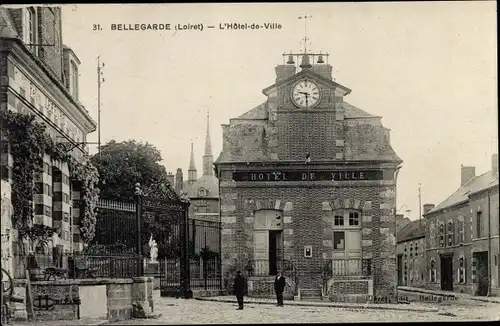 Ak Bellegarde Loiret, L'Hotel de Ville