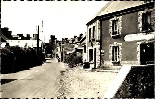 Ak Creances Manche, La Grande Rue