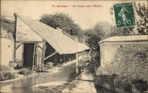 Ak Houdan Yvelines, Un lavoir sur l'Option