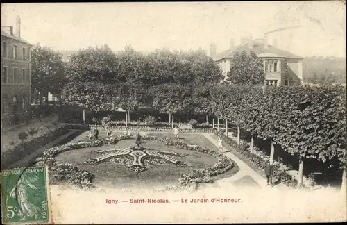 Ak Igny Essonne, Saint Nicolas, Le Jardin d'Honneur