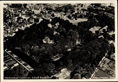 Ak Nordseebad Cuxhaven, Schloss Ritzebüttel, Blick auf den Ort, Fliegeraufnahme