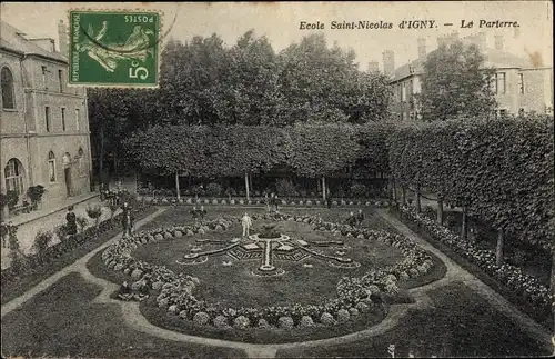 Ak Igny Essonne, Ecole Saint Nicolas, Le Parterre