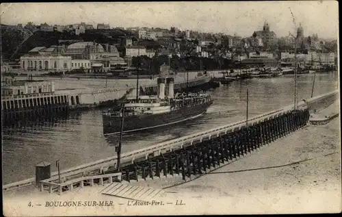 Ak Boulogne sur Mer Pas de Calais, L'Avant Port