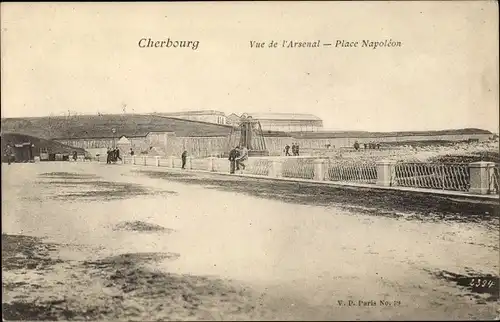 Ak Cherbourg Manche, Vue de l' Arsenal, Place Napoleon