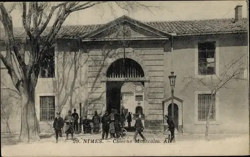 Ak Nîmes Gard, Caserne Montcalm