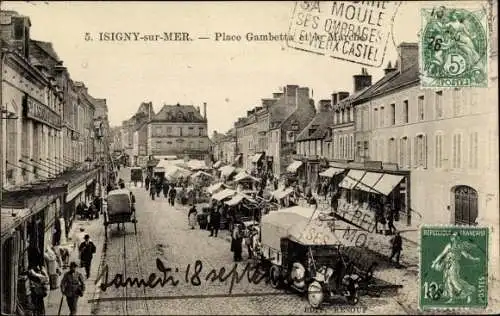 Ak Isigny sur Mer Calvados, Place Gambetta et le Marche