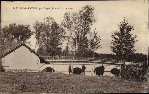 Ak Saint Aubin du Pavoil Maine et Loire, Le Pont