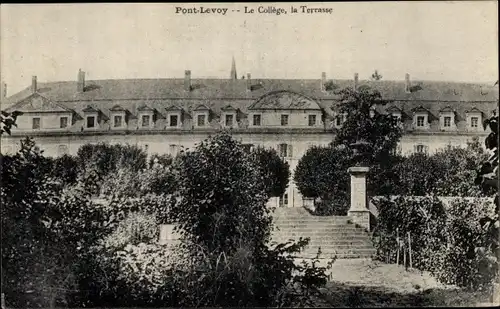 Ak Pontlevoy Loir et Cher, Le college, la Terrasse