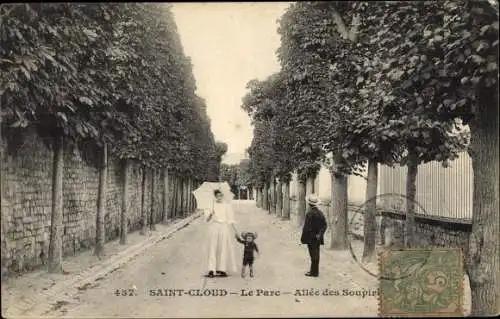 Ak Saint Cloud Hauts de Seine, Le Parc, Allee