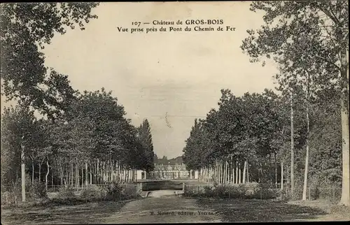 Ak Perigny sur Yerres Val de Marne, Chateau, Vue prise pres du Pont du Chemin de Fer