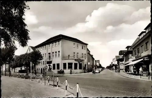 Ak Bad Lippspringe im Kreis Paderborn, Hotel Westfalenhof, Straßenpartie