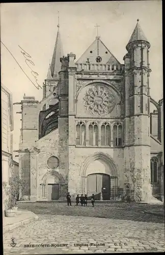 Ak Brie Comte Robert Seine et Marne, Kirche