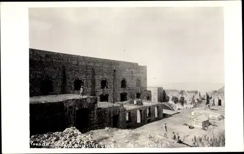 Foto Ak Guadeloupe, Parade an the King's, Ruine