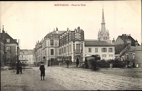 Ak Montargis Loiret, Place du Paris