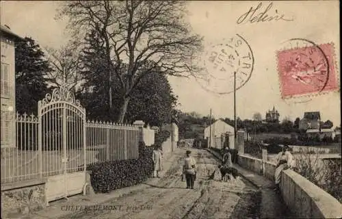 Ak Cheverchemont Triel sur Seine Yvelines, une rue
